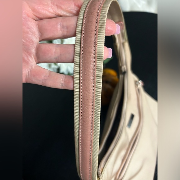 Authentic GUCCI y2 Jackie Shoulder Bag TwoTone Creamy Taupe Canvas/Leather - Picture 9 of 16